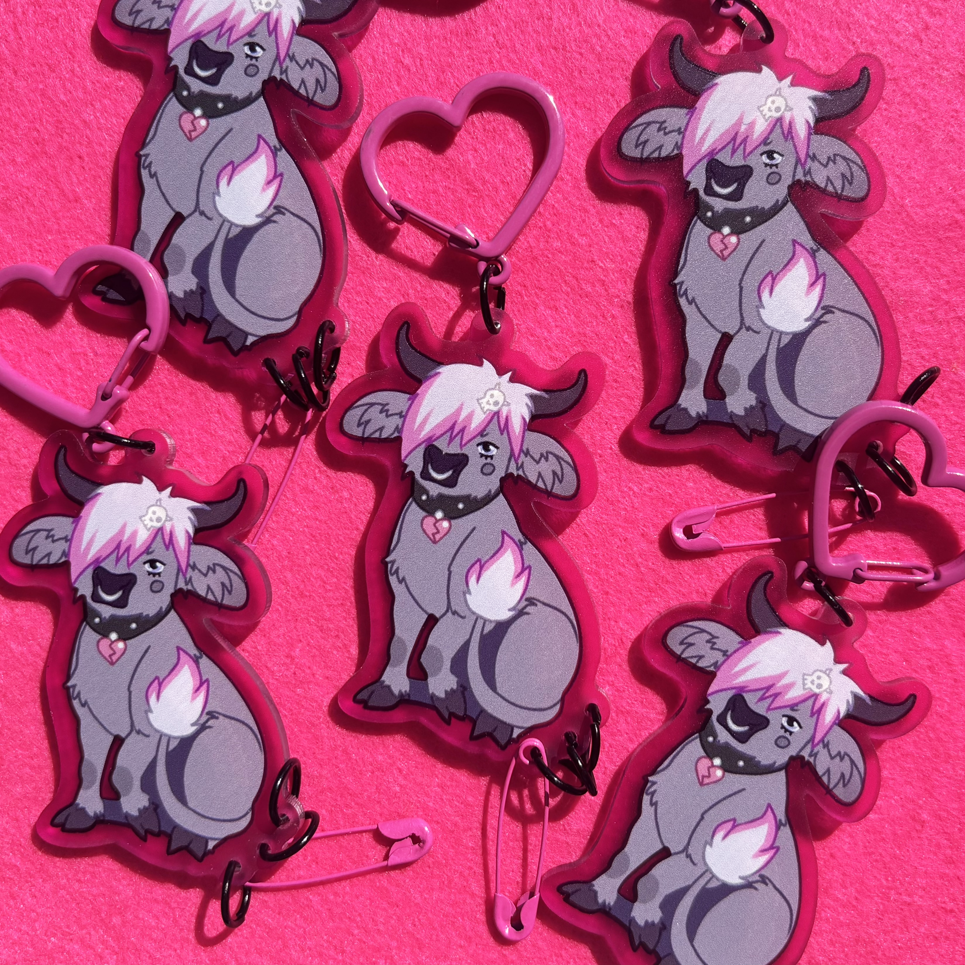 Брелок эмо коровка