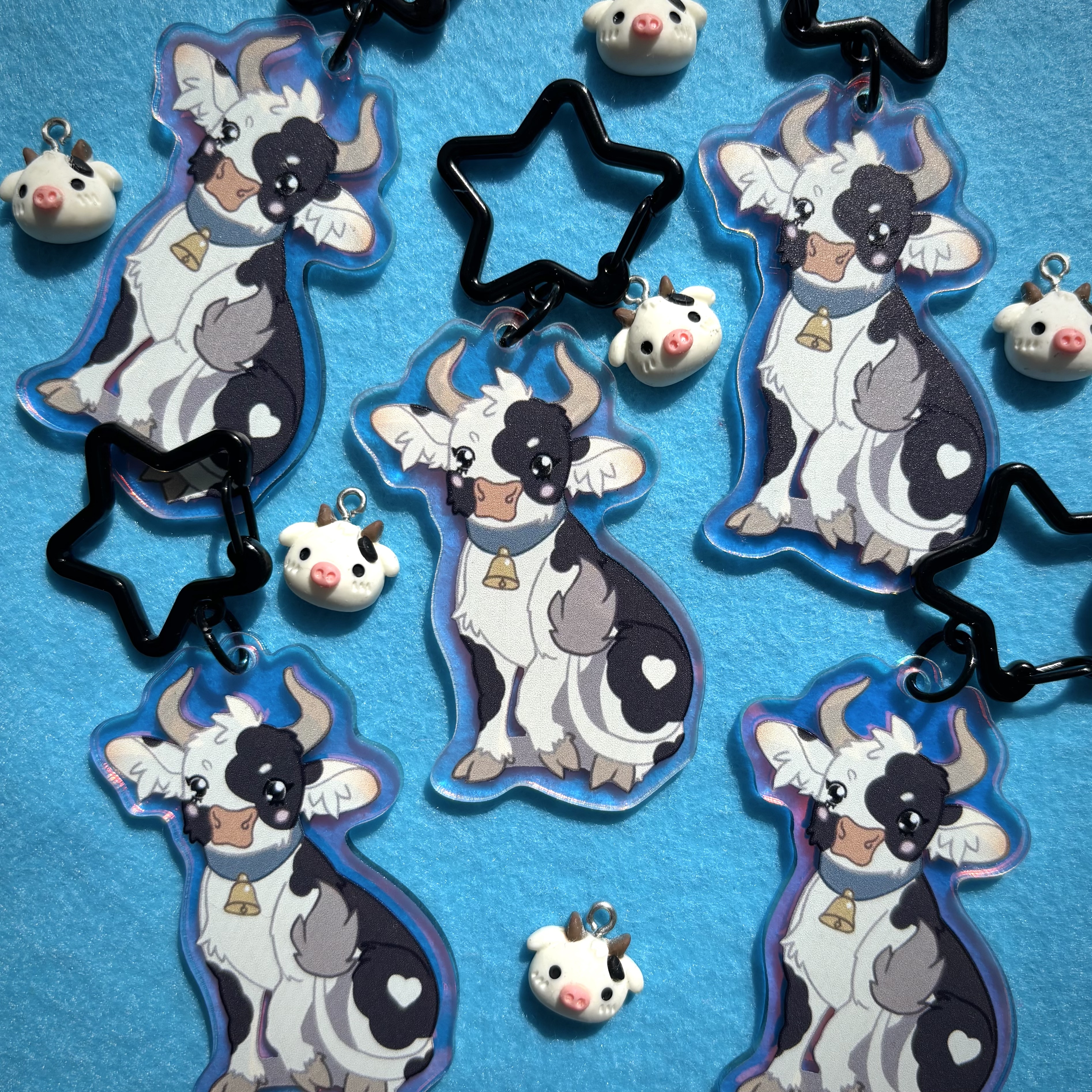 Брелок коровка