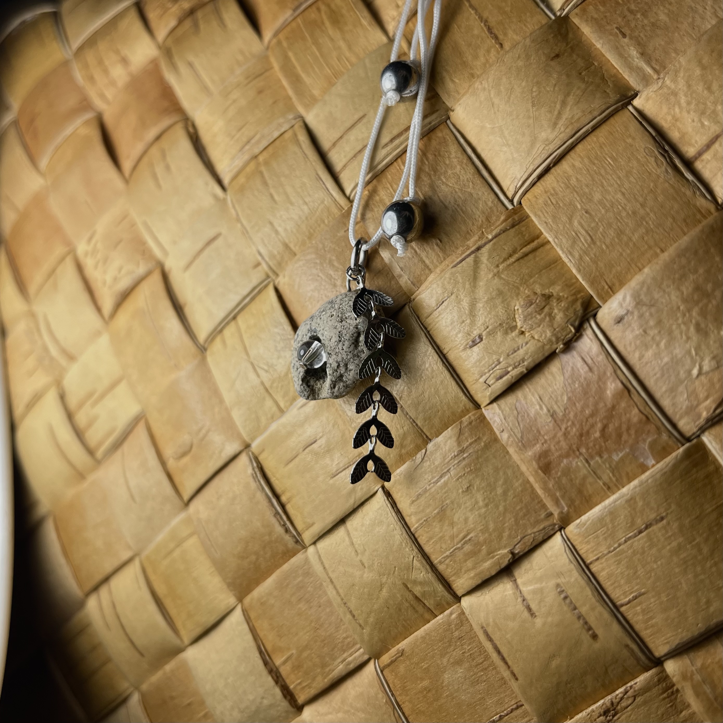 Подвеска «Куриный бог» Б1. Длина: 40-70см