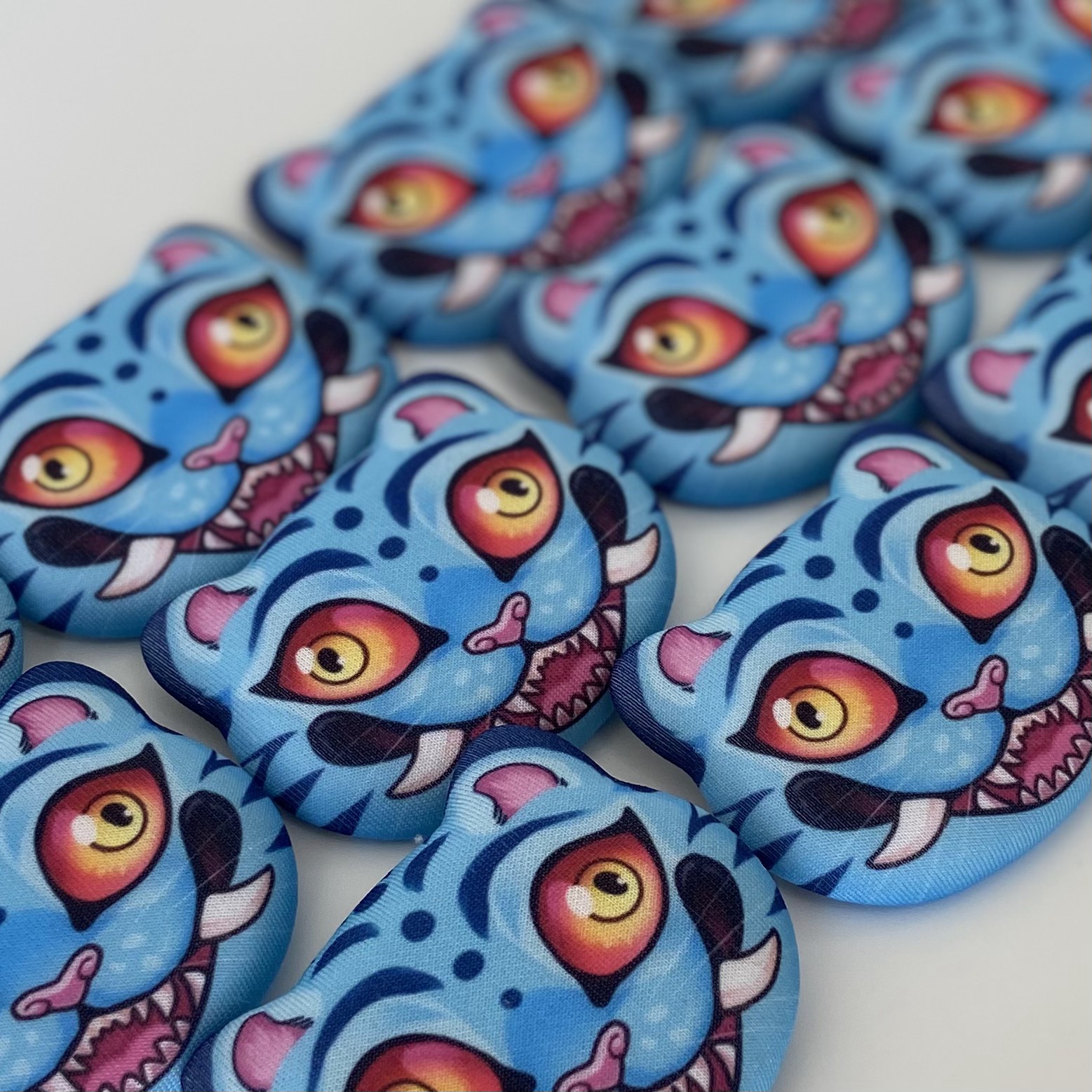 Значок мягкий антистресс тигр