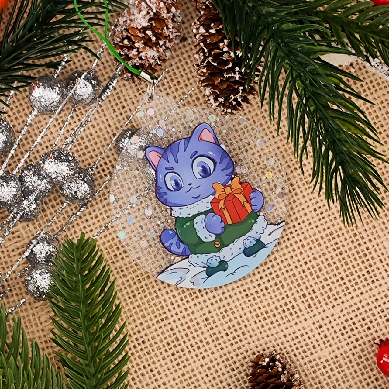 Брелок "Новогодняя игрушка Милана"