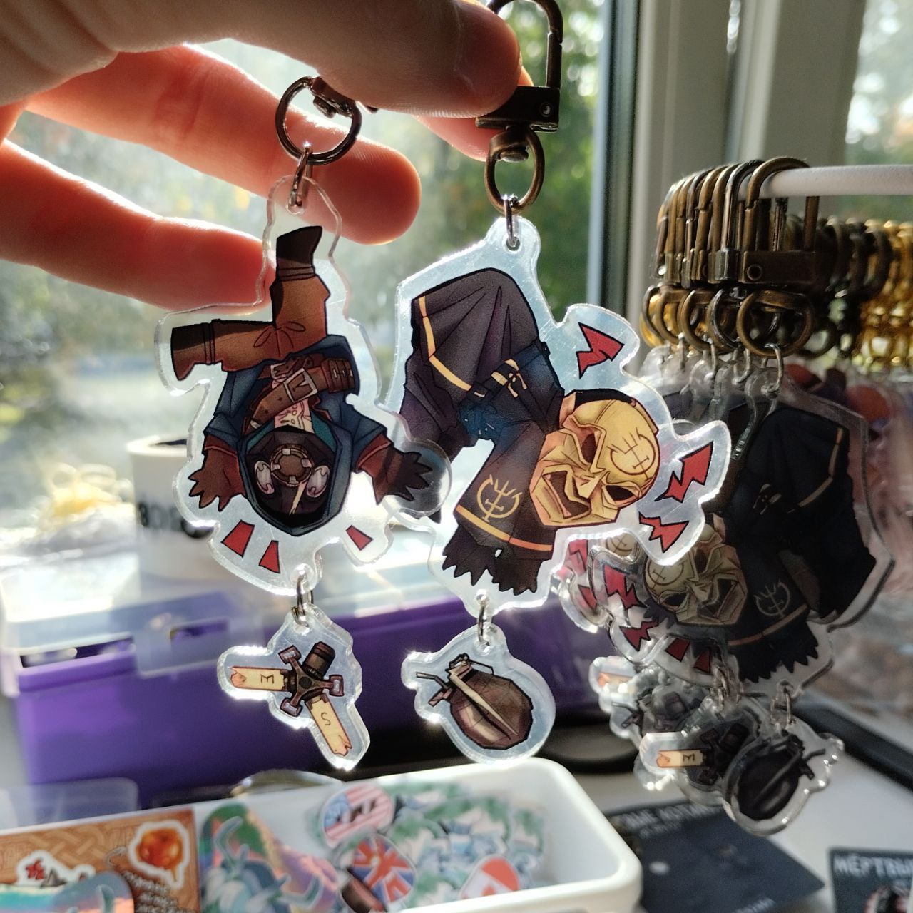 Брелок Dishonored