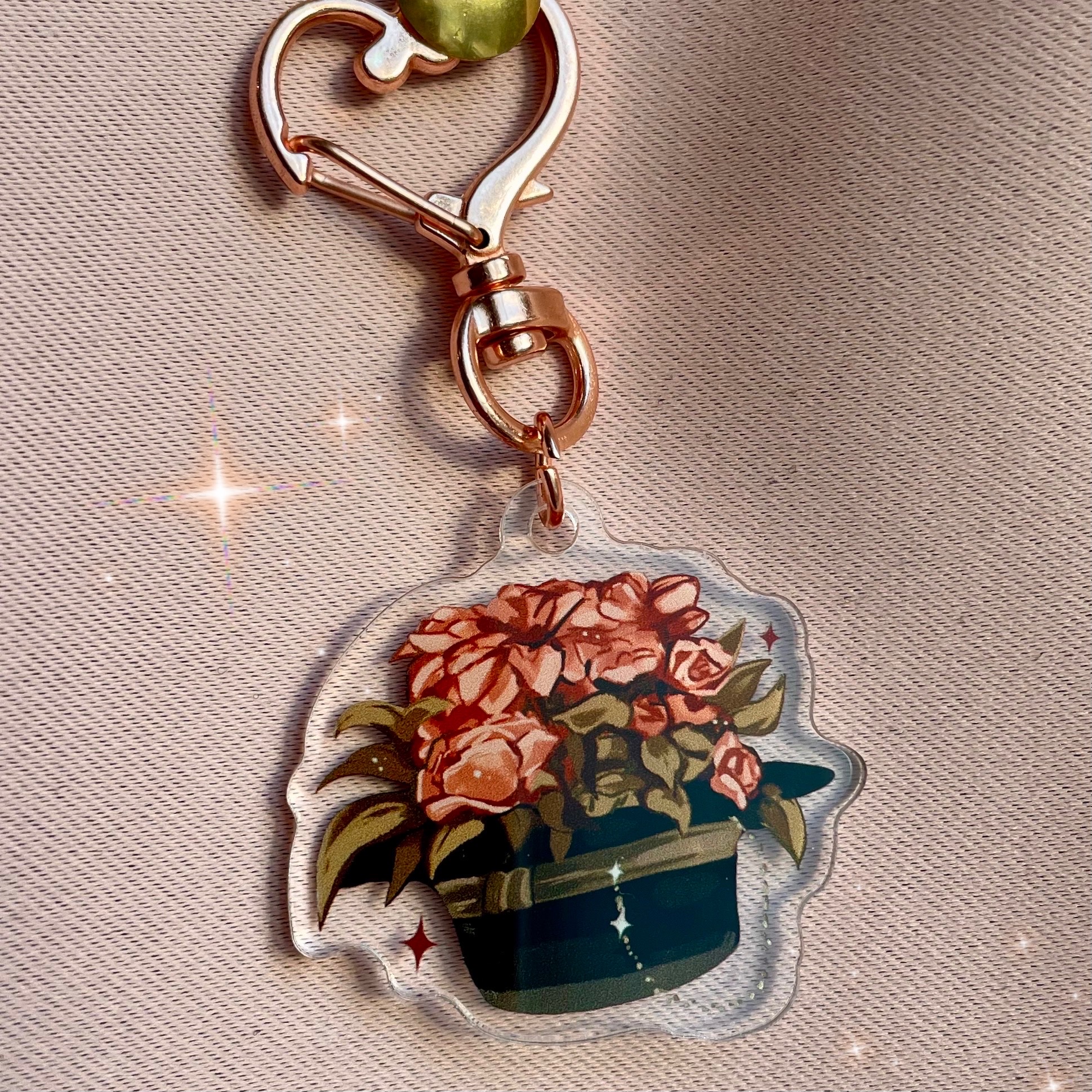 Брелок шляпа и розы