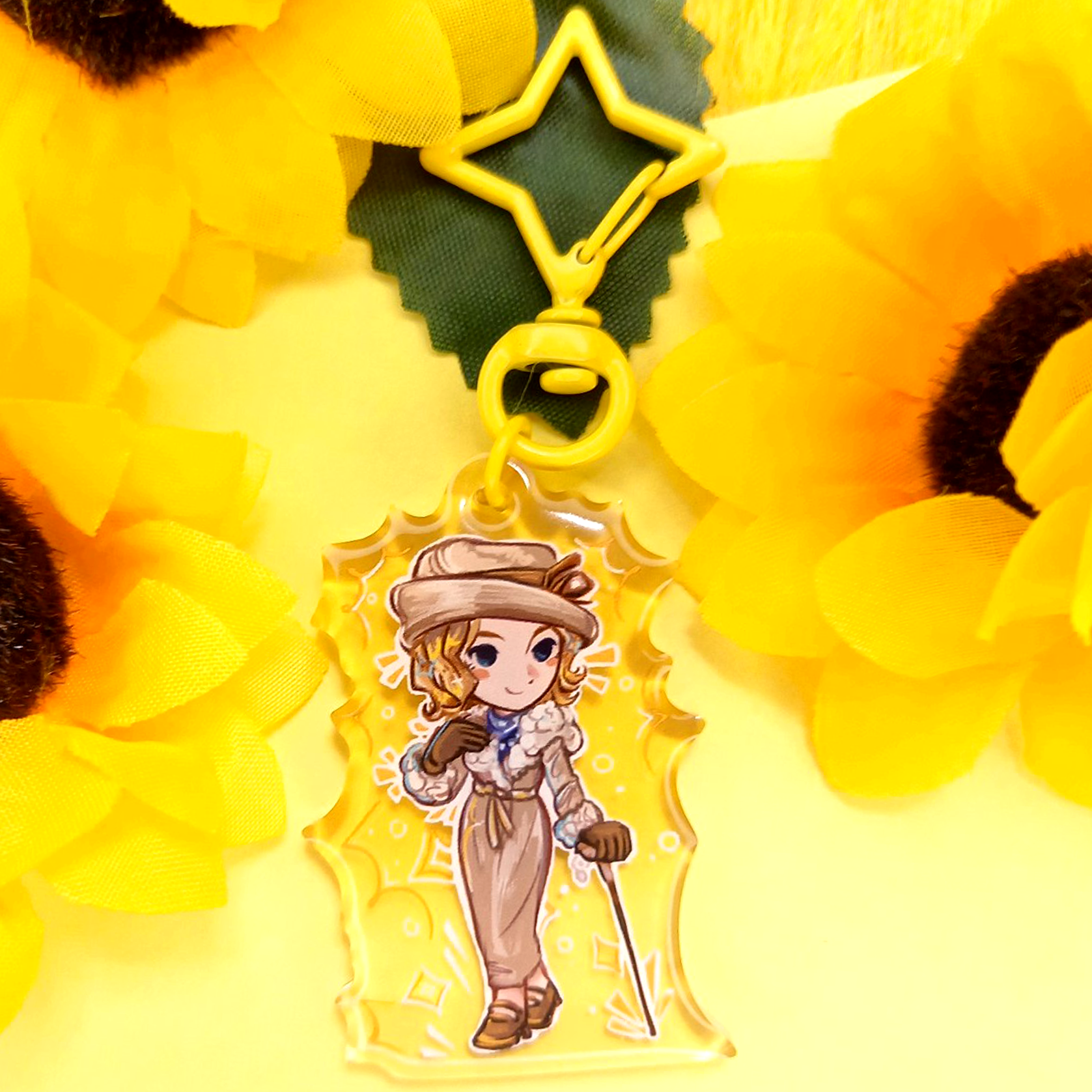 Брелок 5 см эпокс Эвелин Мора