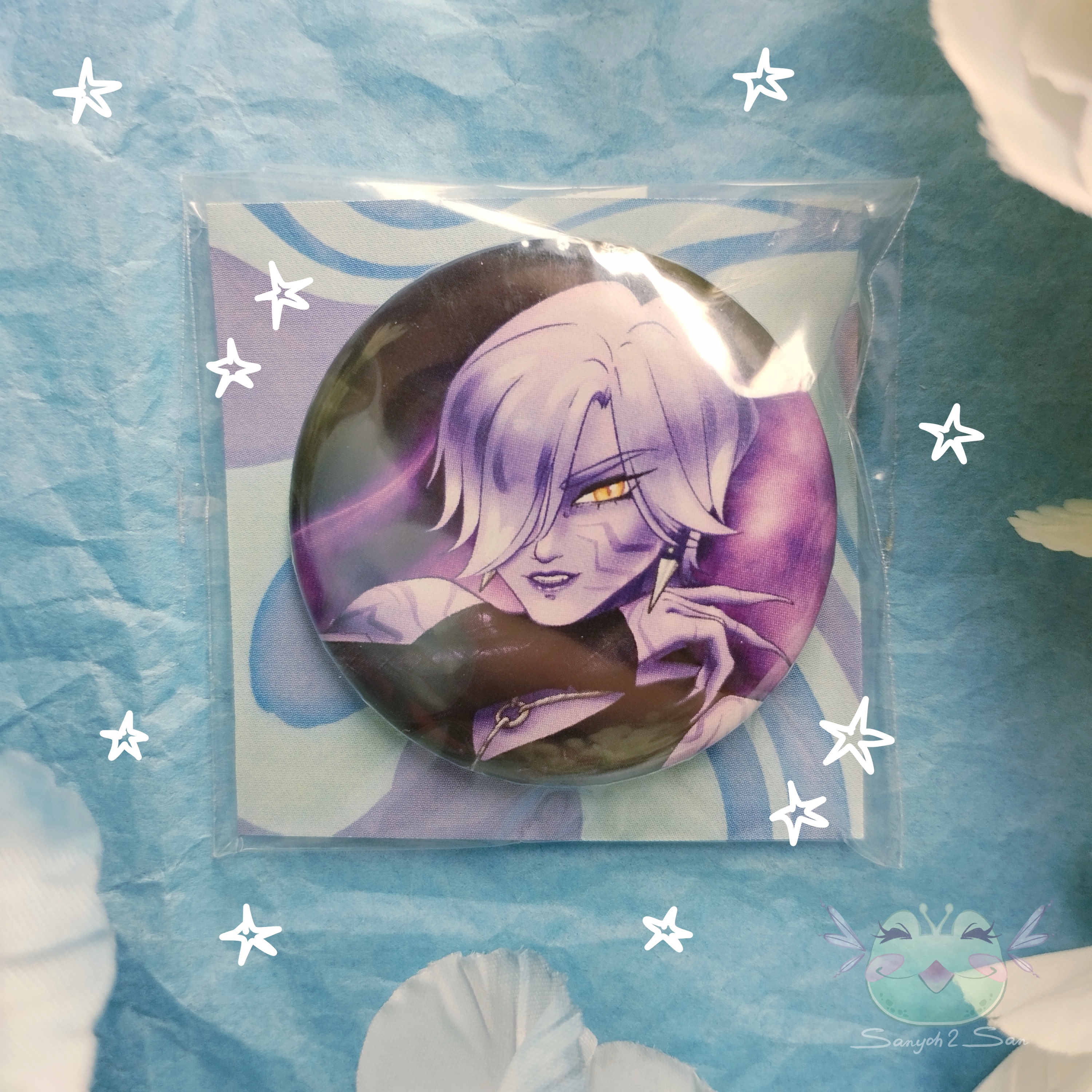 Значок KPOP D.H. MYSTERY, круг 37 мм, глянец