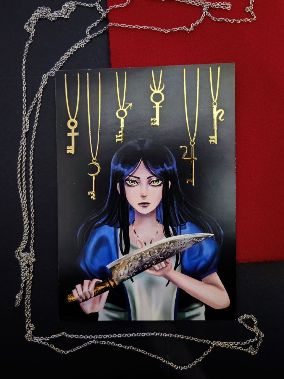 Открытка золотая фольга Alice madness returns