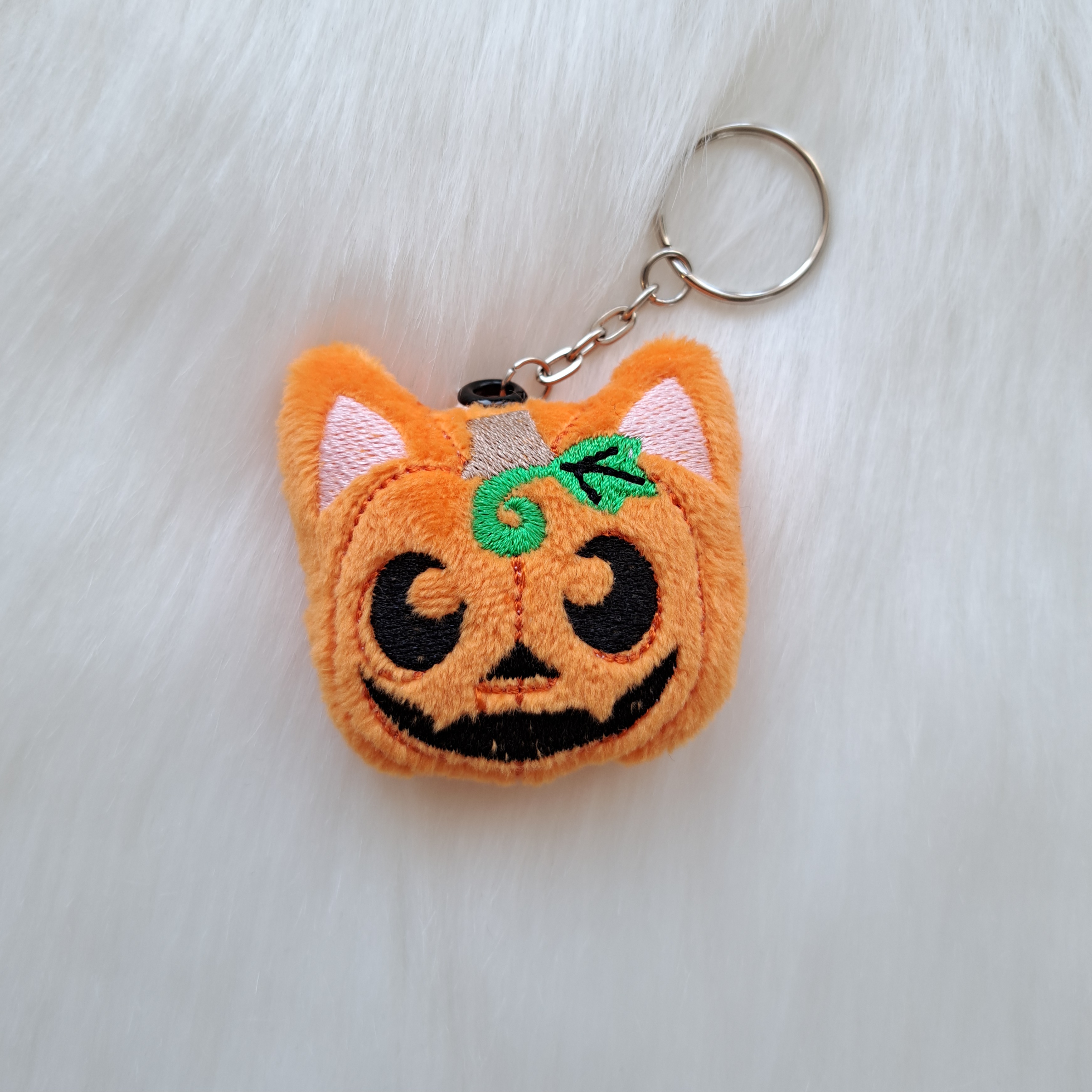 Брелок кототыква плюш
