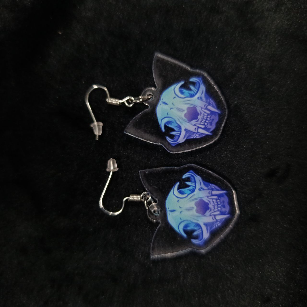 Серьги акрил Коточерепа