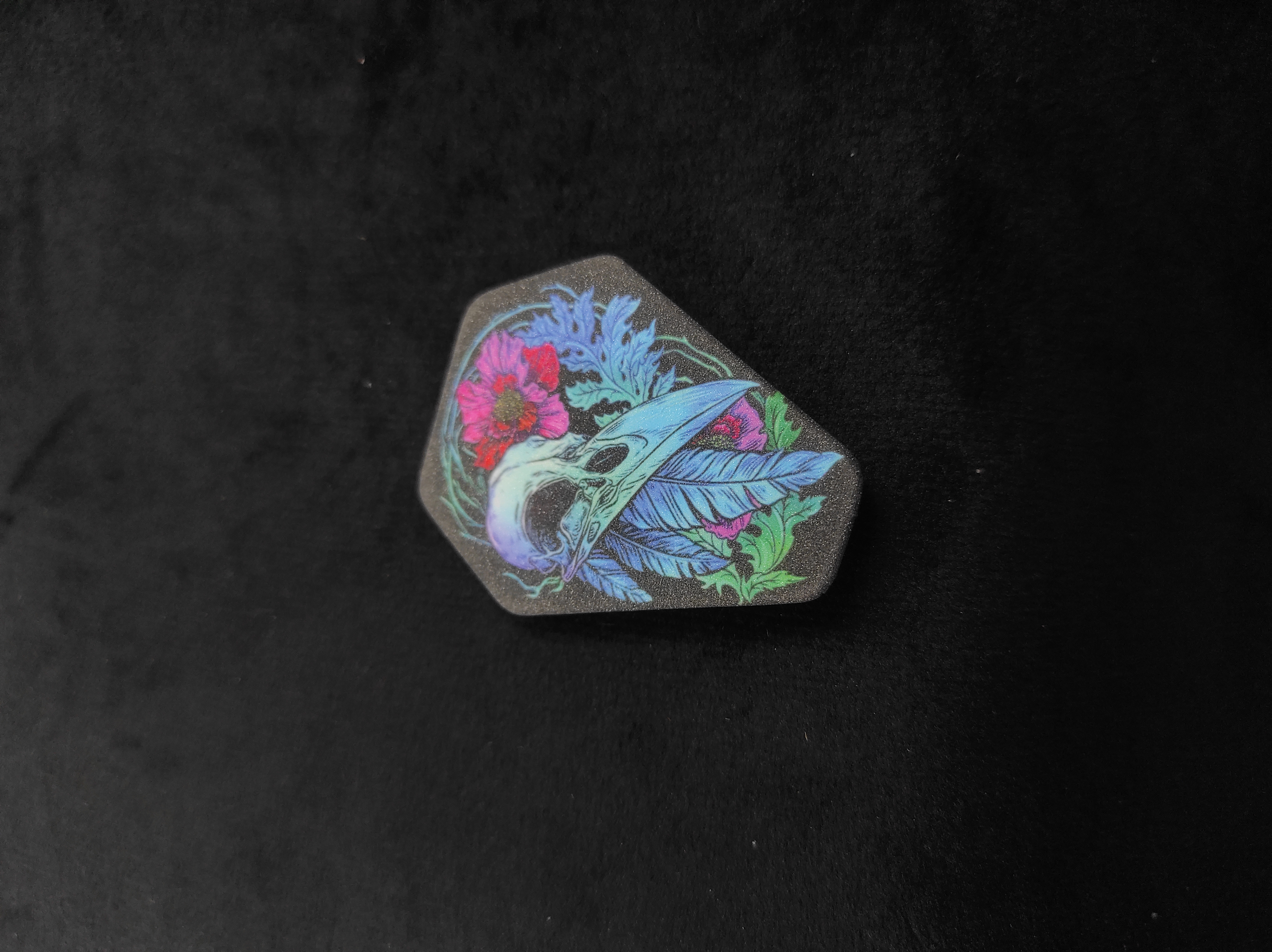 Значок гробик Ворон