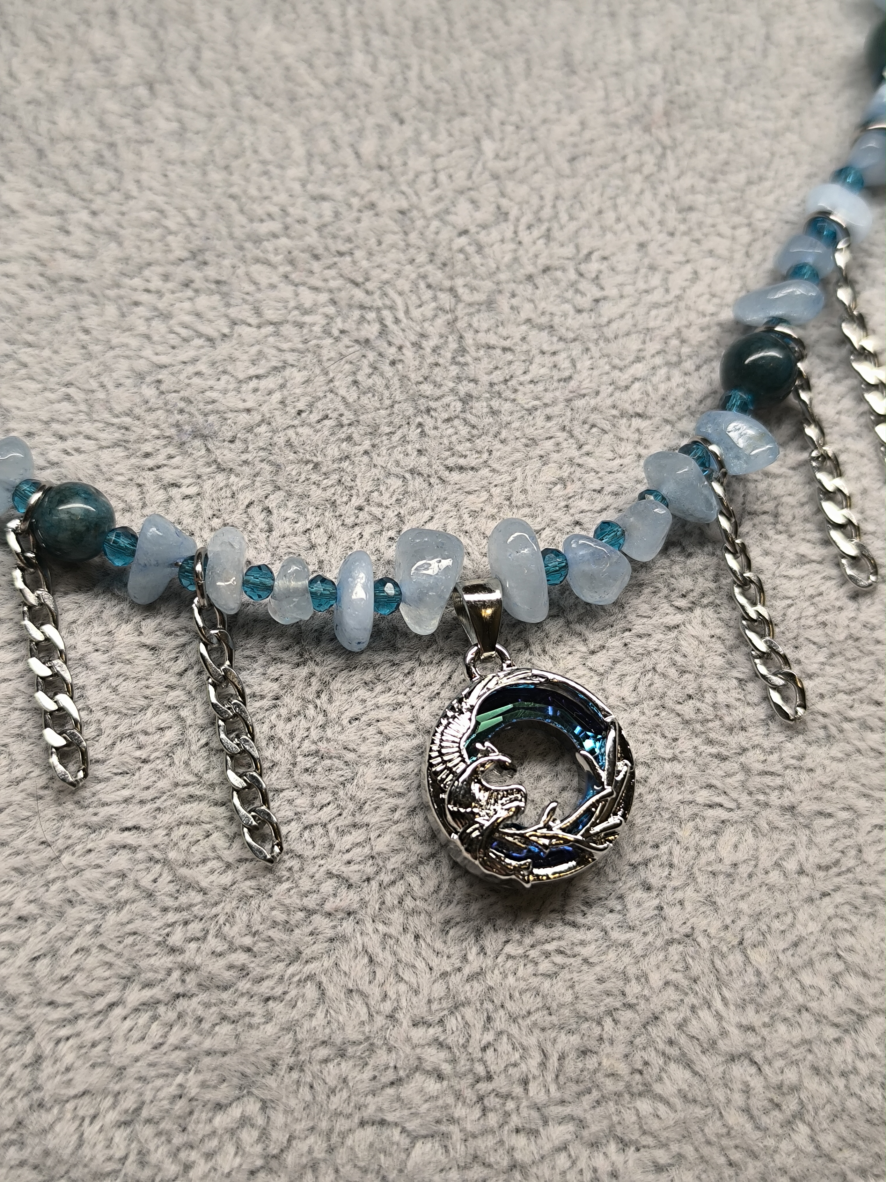 Ожерелье из аквамарина и амазонита