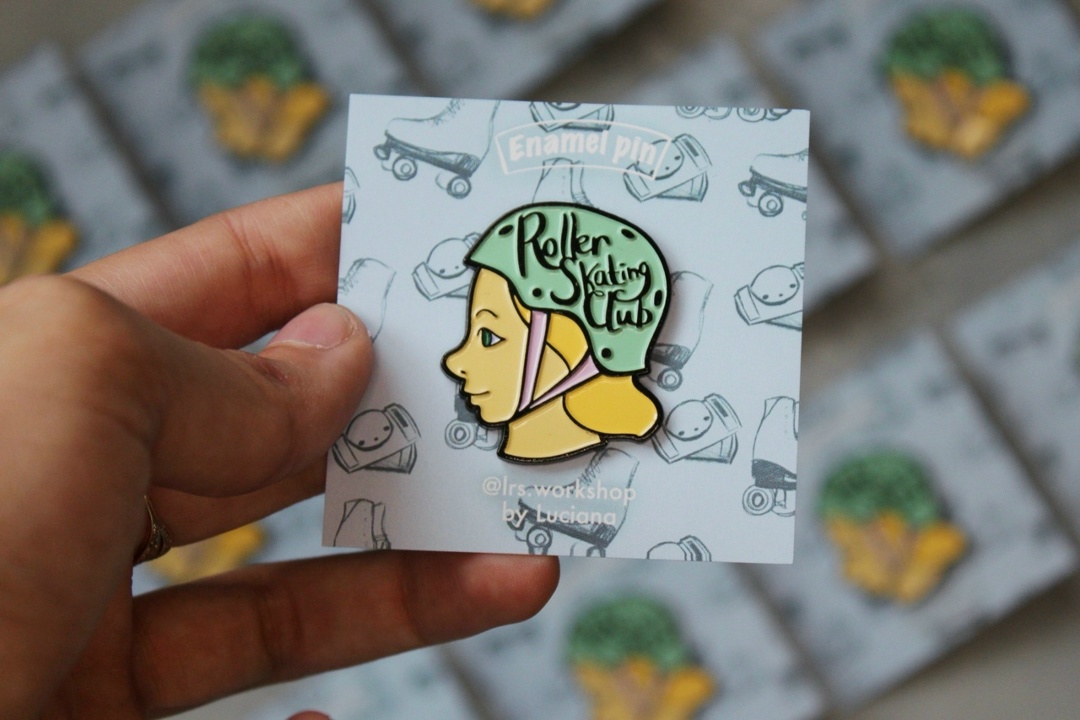 Пин Roller Skating Club зеленый