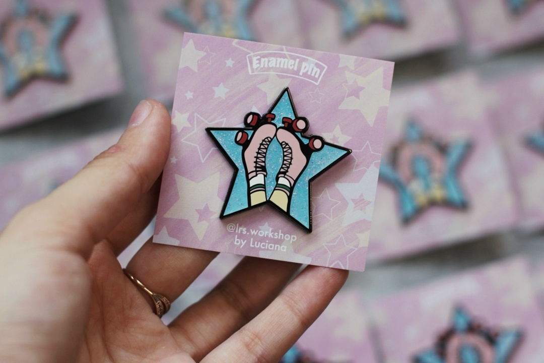 Пин Roller Skating Club ножки