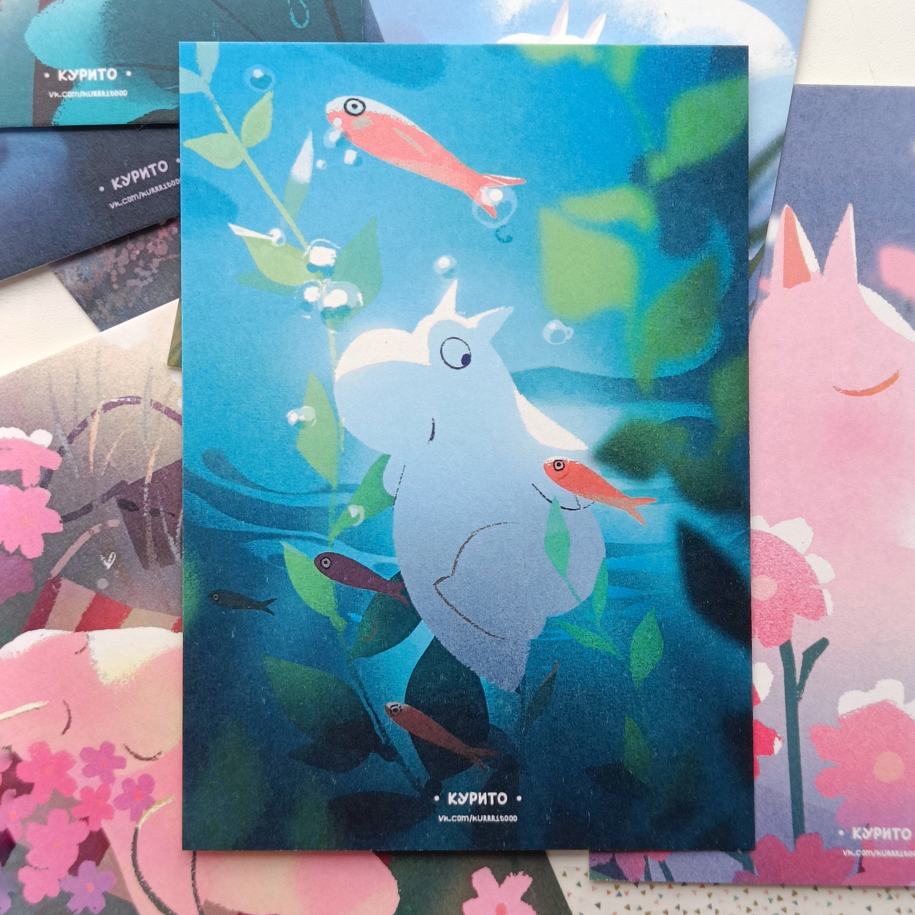 Открытка “Муми мама под водой”