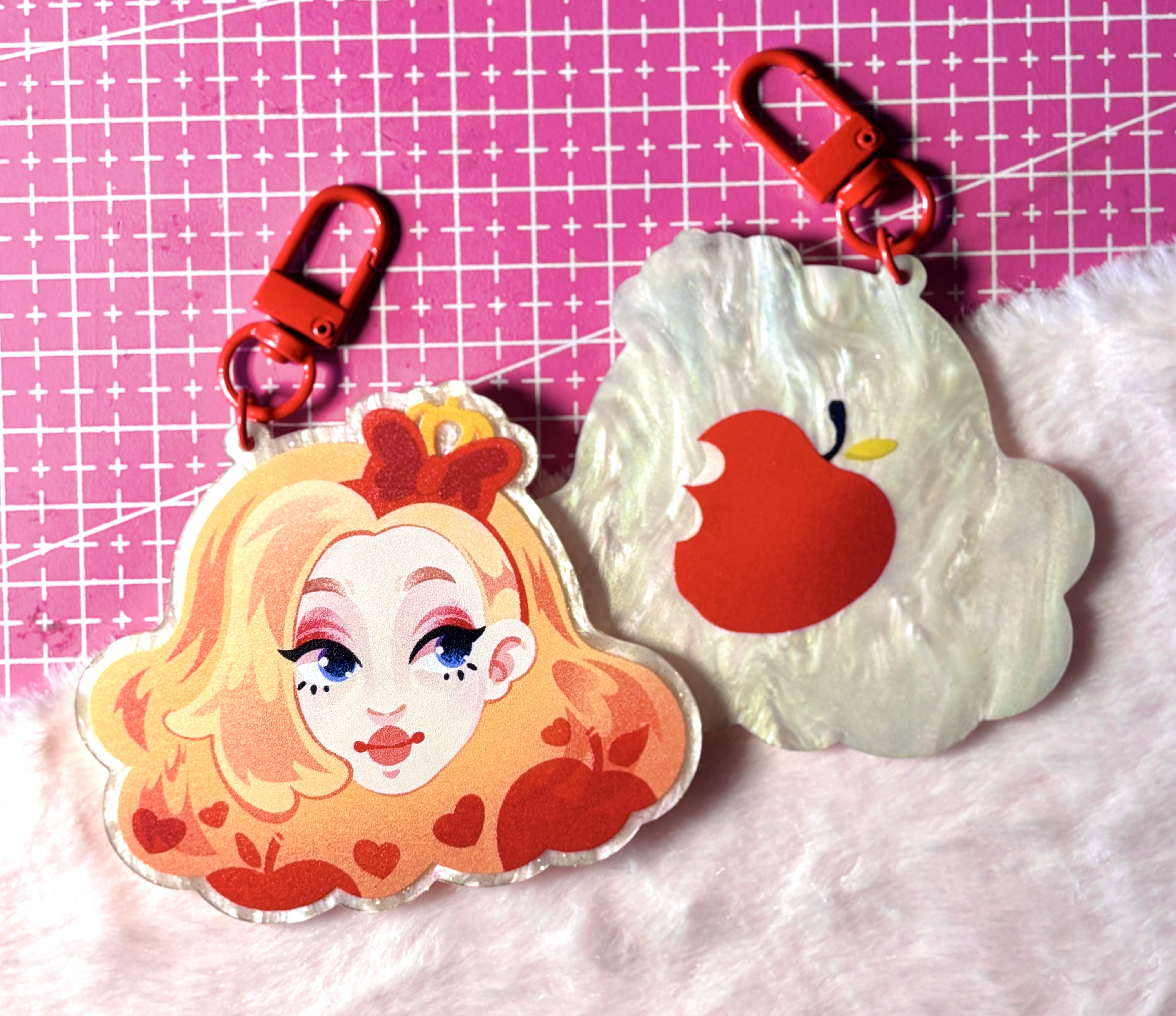 Брелок "Эппл"