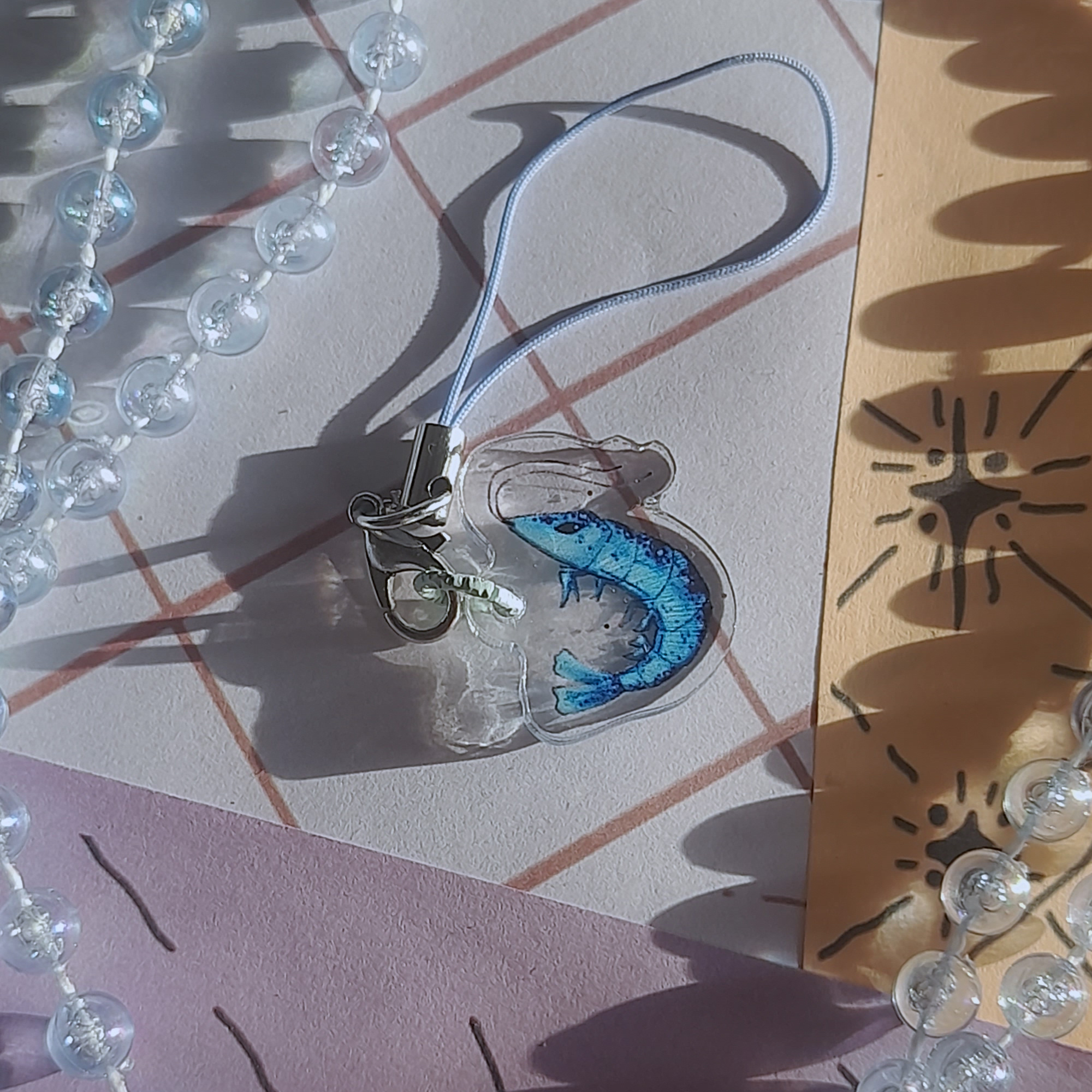 акриловый брелок 2см "шримп голубой"