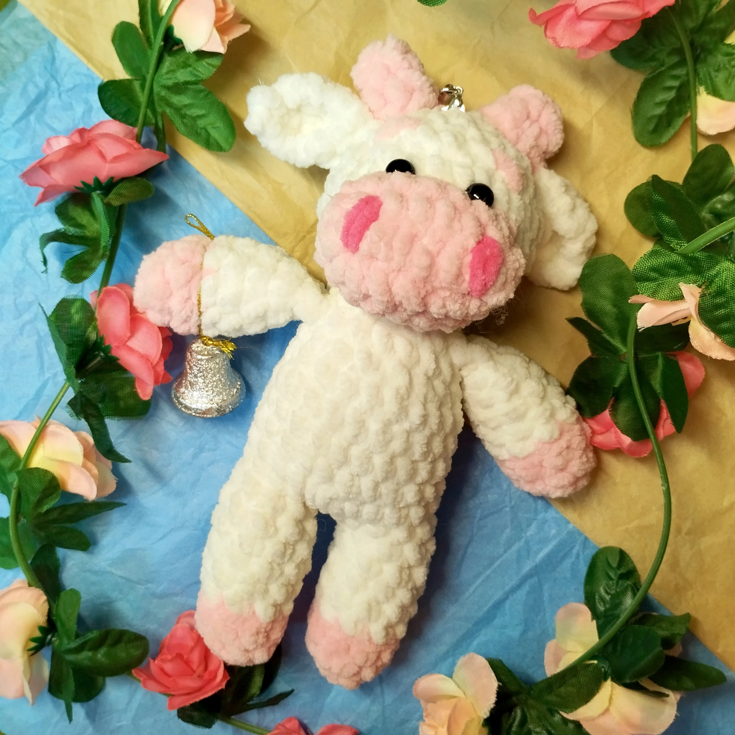 Коровка вязаная