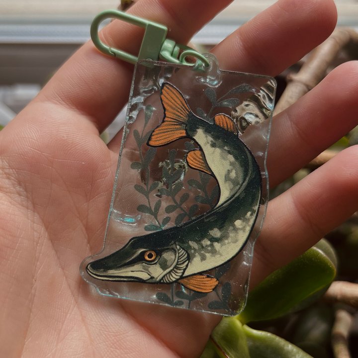 брелок Щука