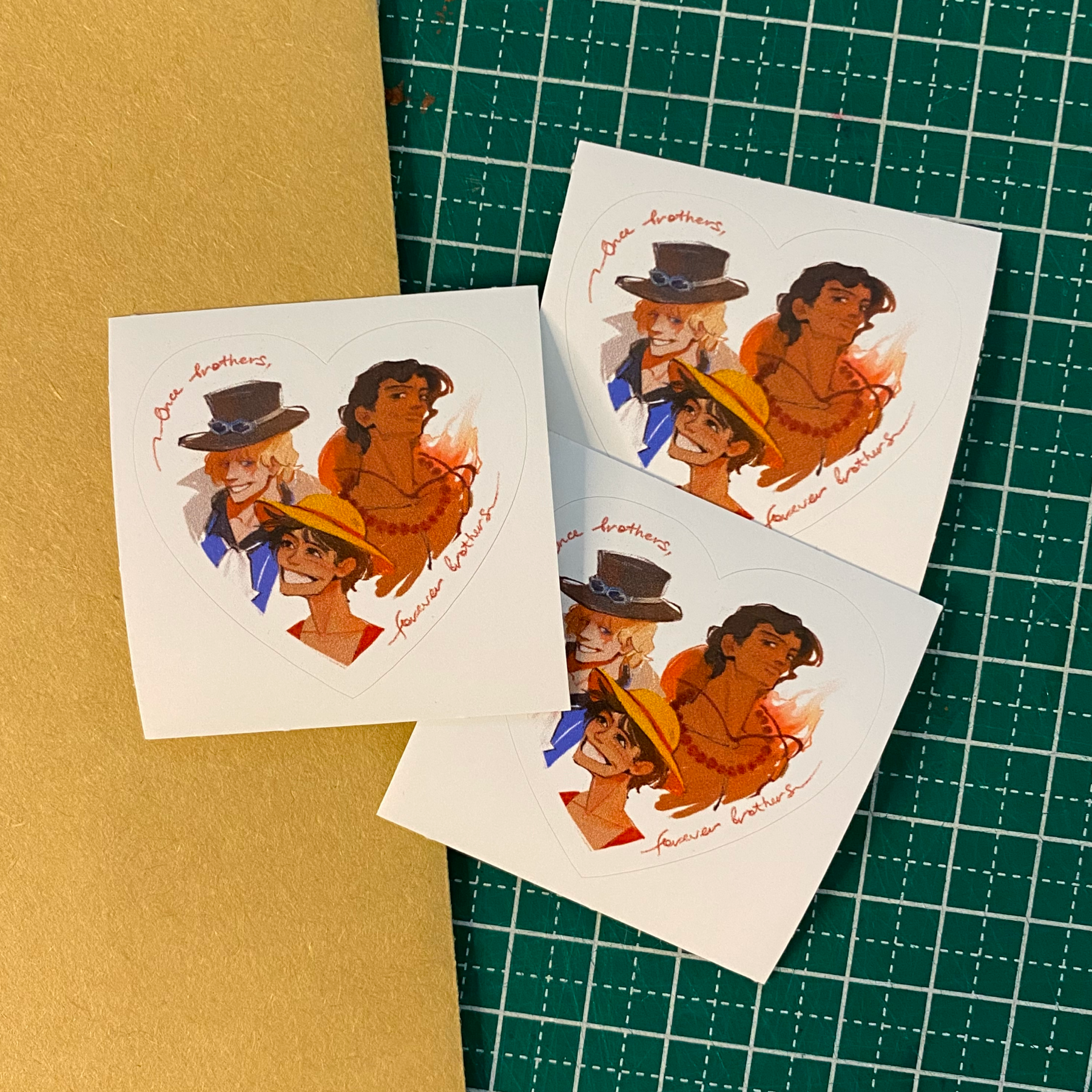 Наклейка 5х5см Братья