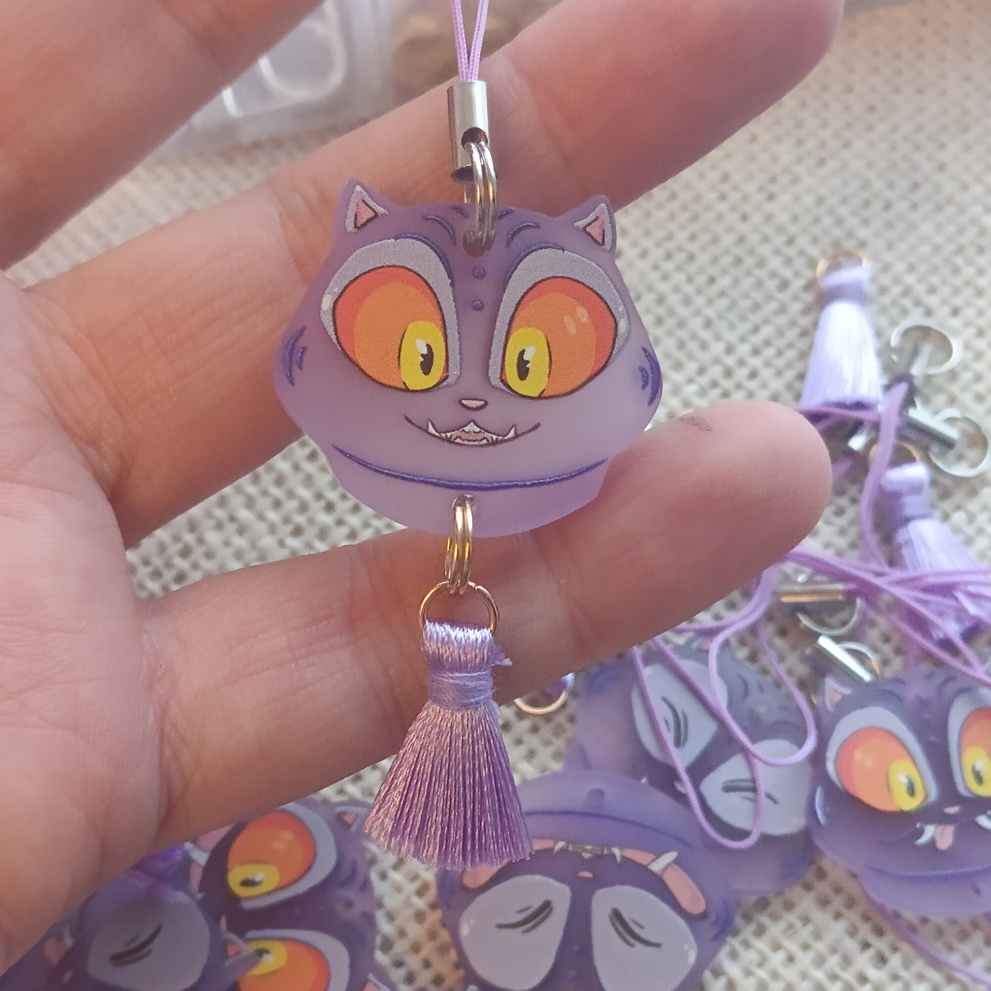 Брелок "Тигриная гача" (KPoP Demon Hunters)