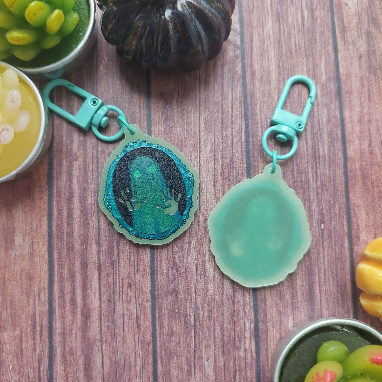 Брелок 4см Призрак светящийся