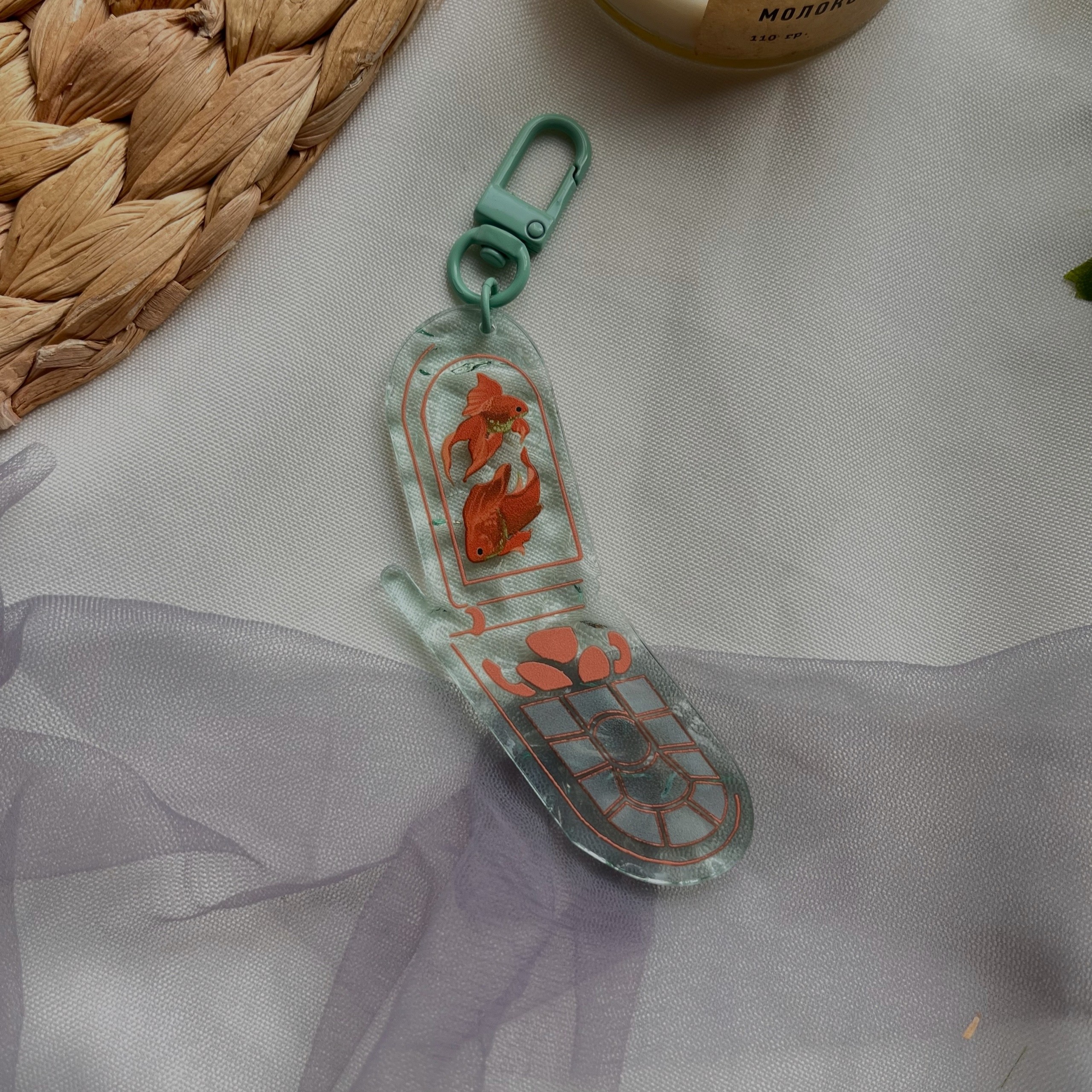 брелок 8см (водн.акрил) телефон