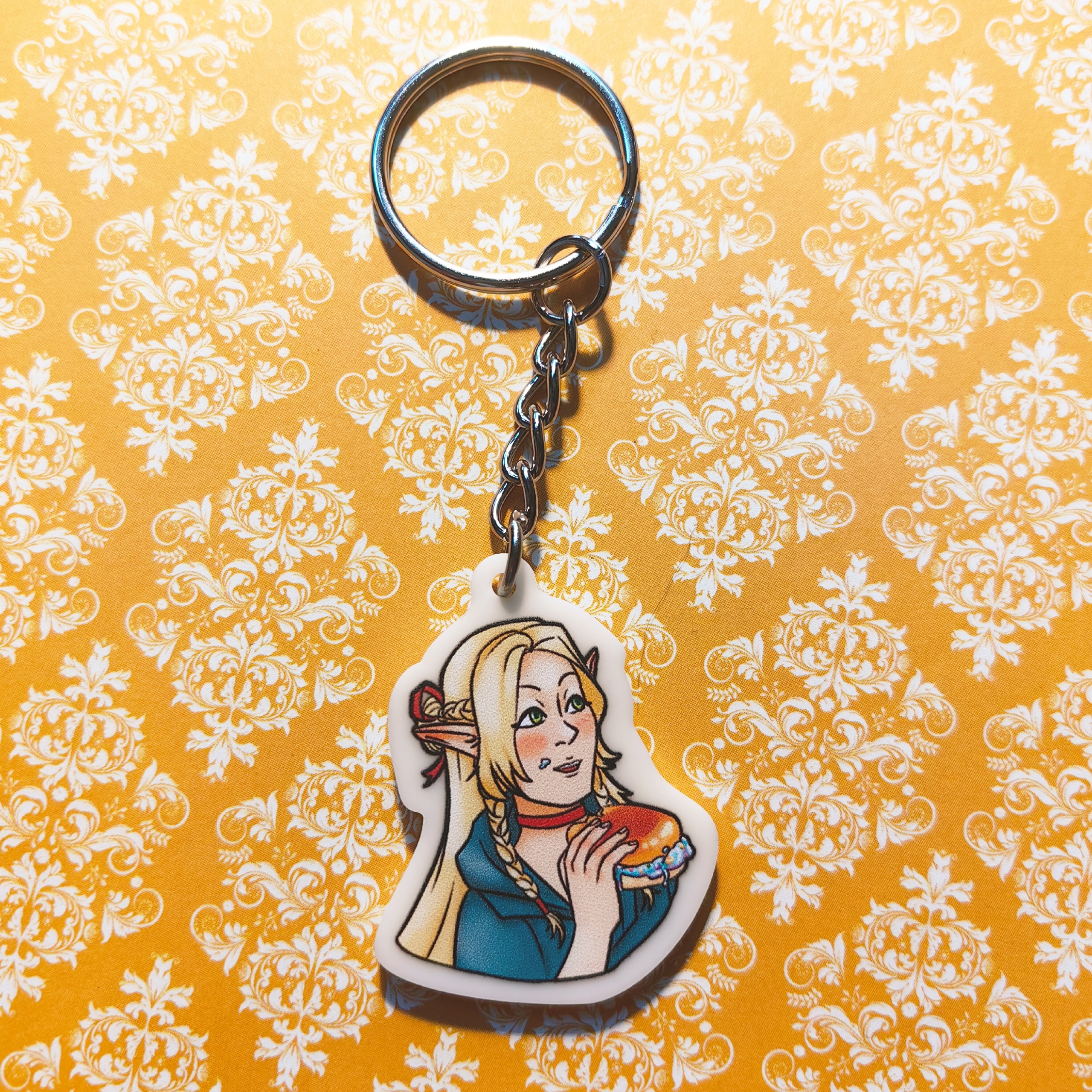 Брелок молочный Марсиль