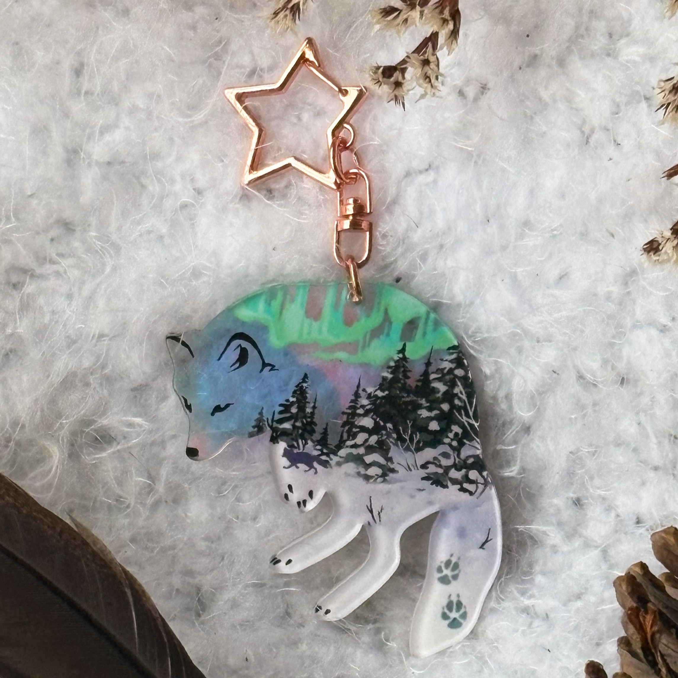 Брелок жемчужный "Арктический лис"