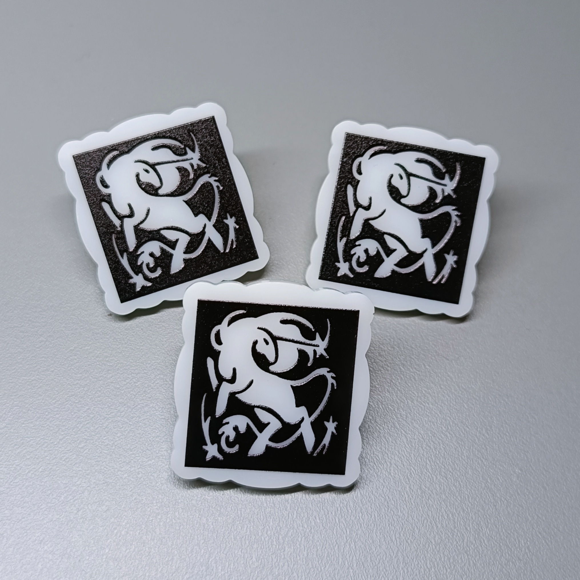 Пин акриловый 3см "Единорог"