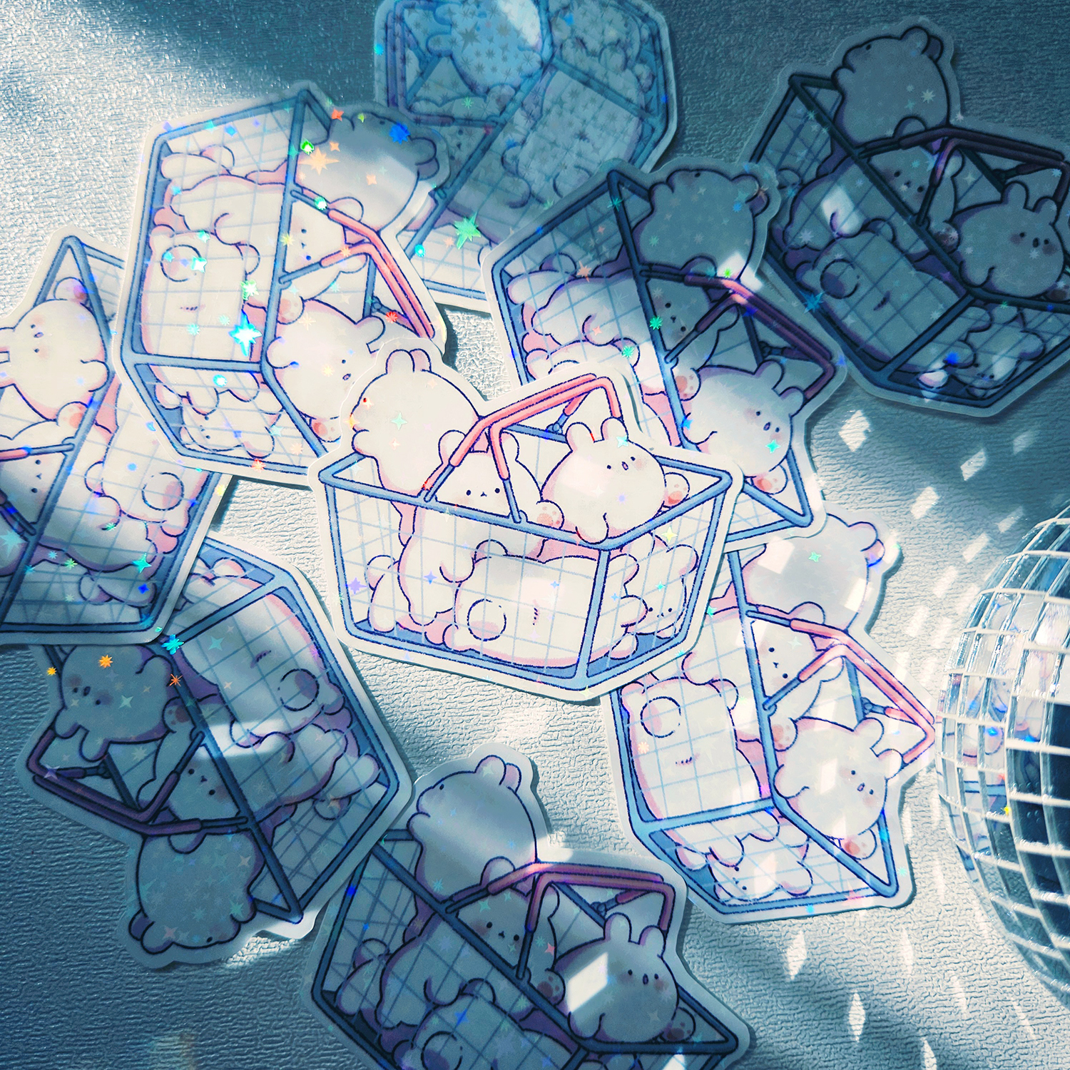 Стикер зайцы корзинка