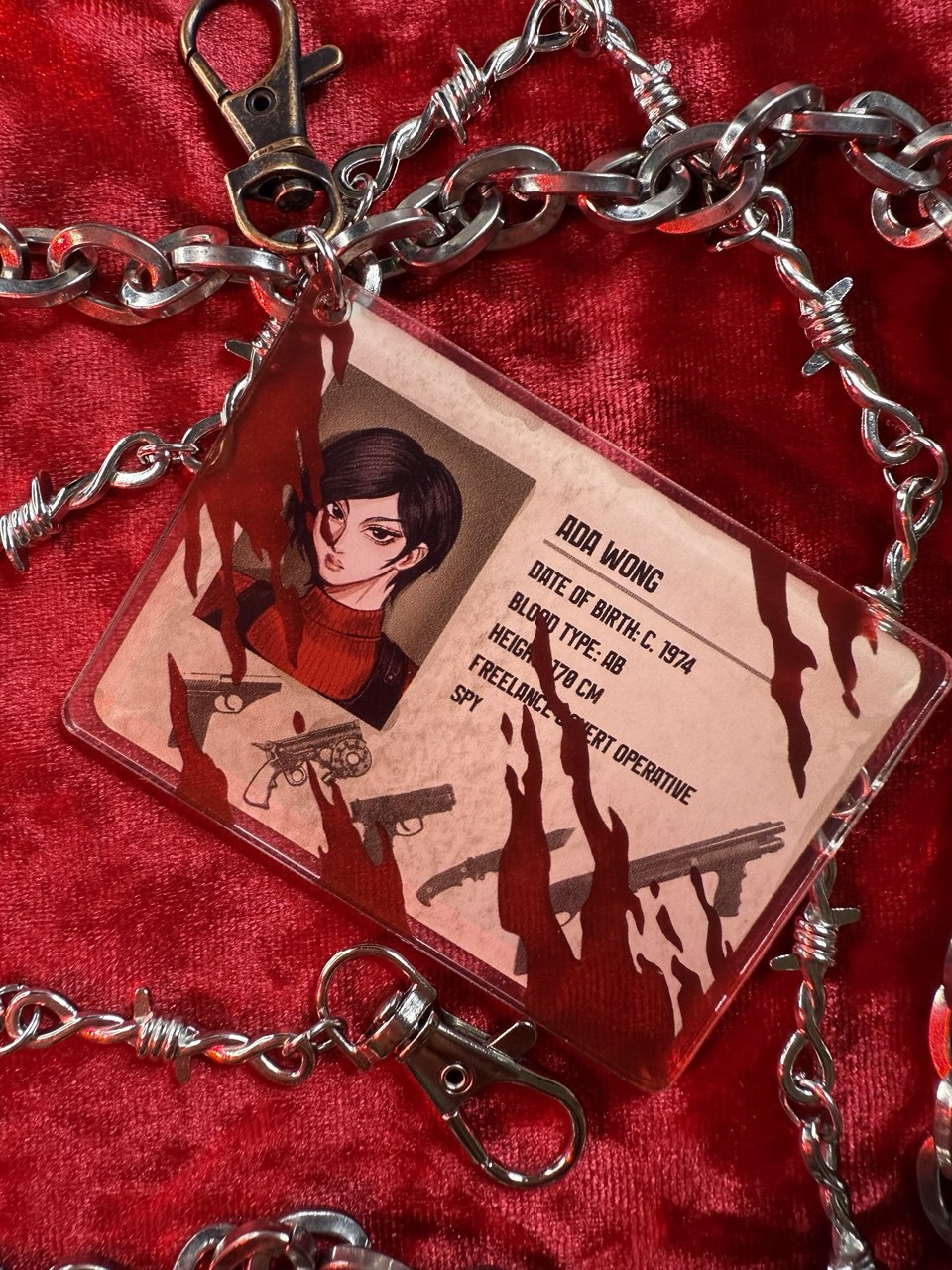 Брелок Ада Вонг Обитель Зла