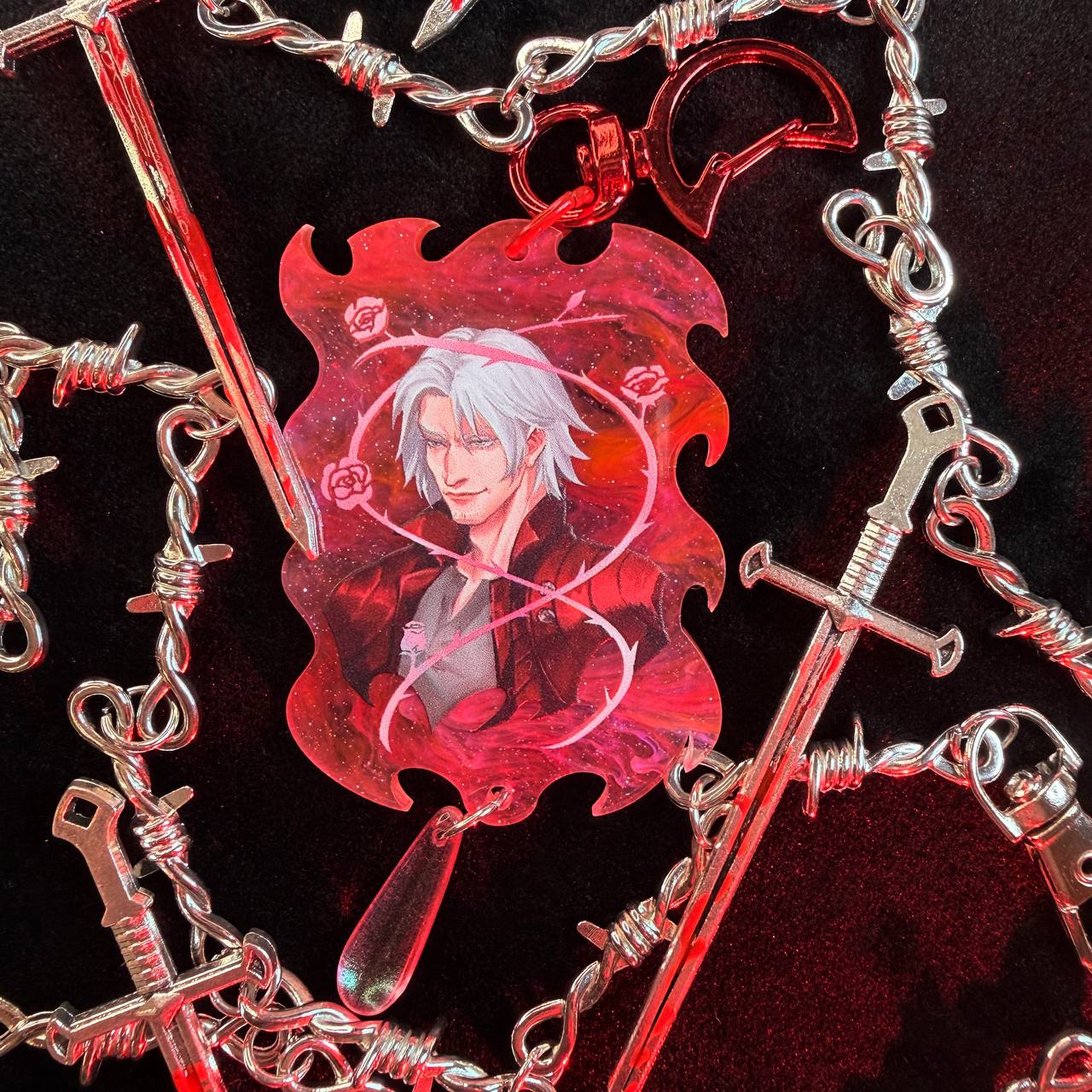 Брелок Данте ДМС