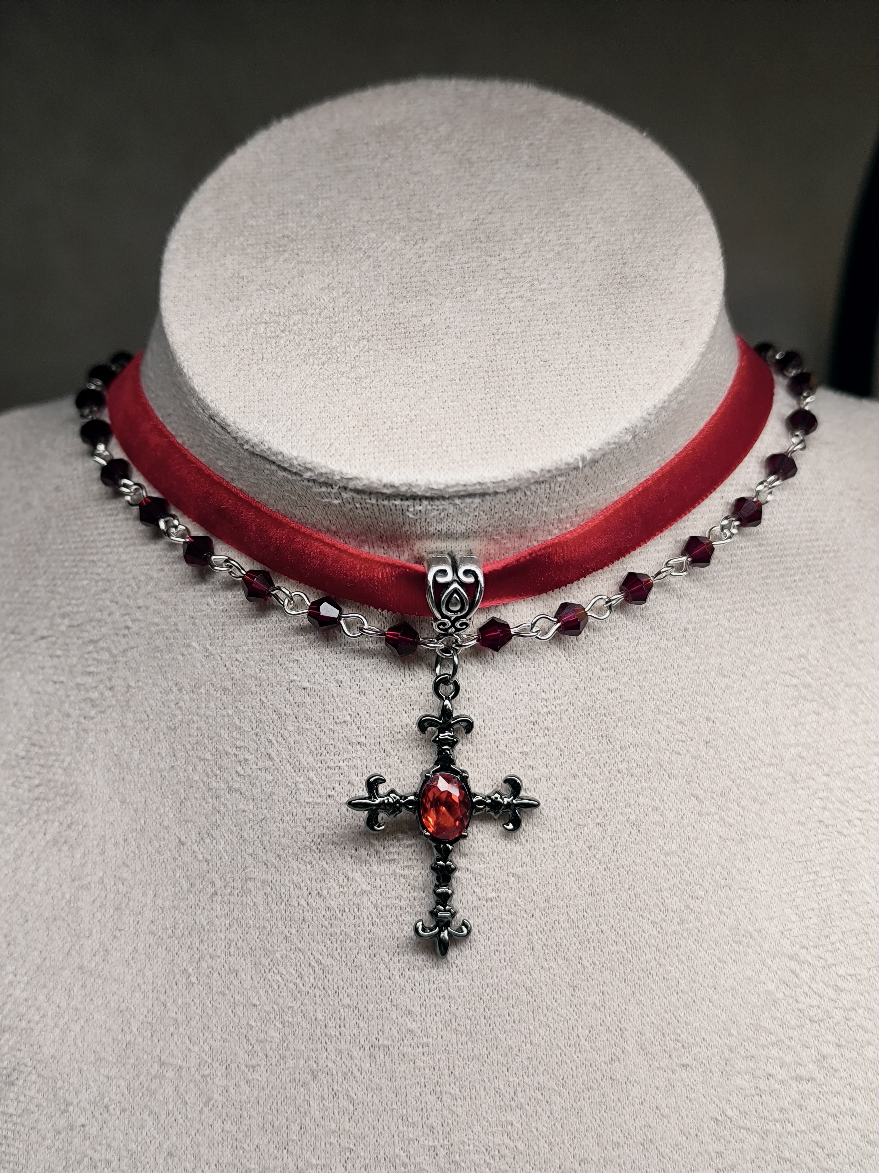 Чокер 2х красный крест