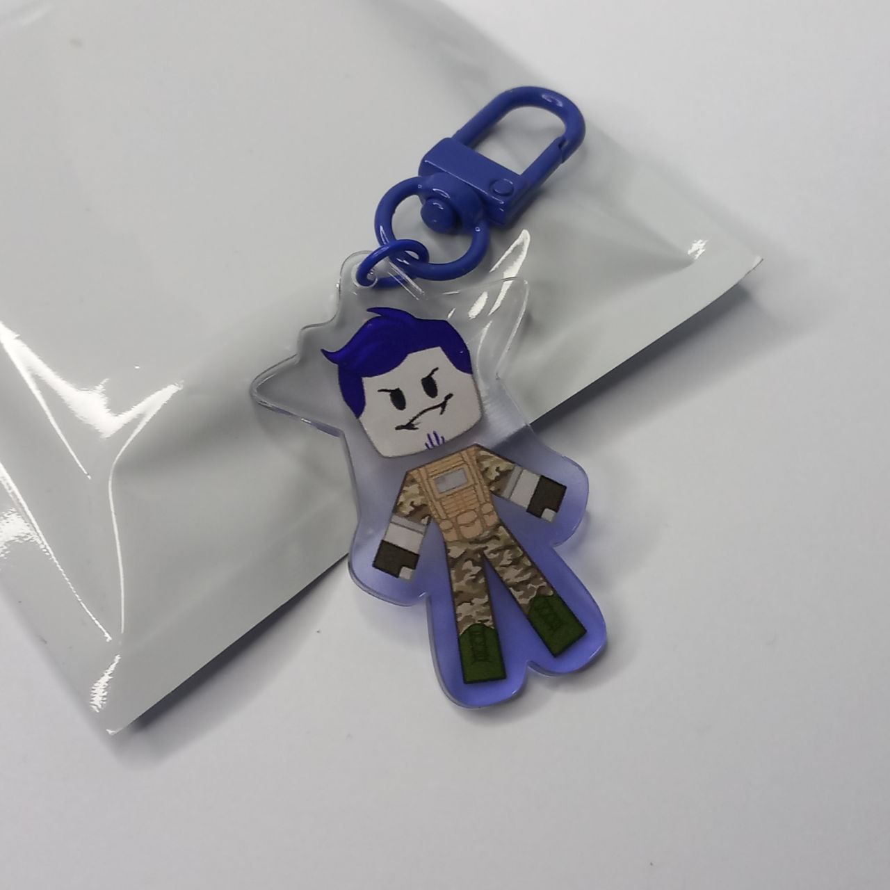 Брелок Гость 1337