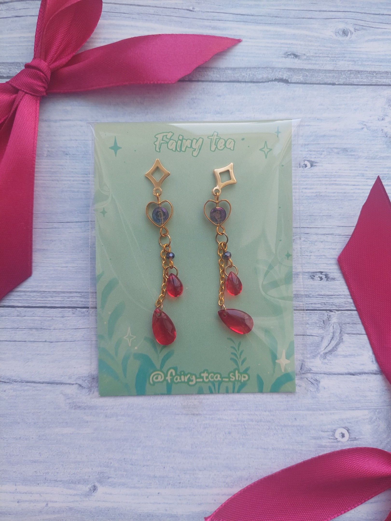 Серьги Алый