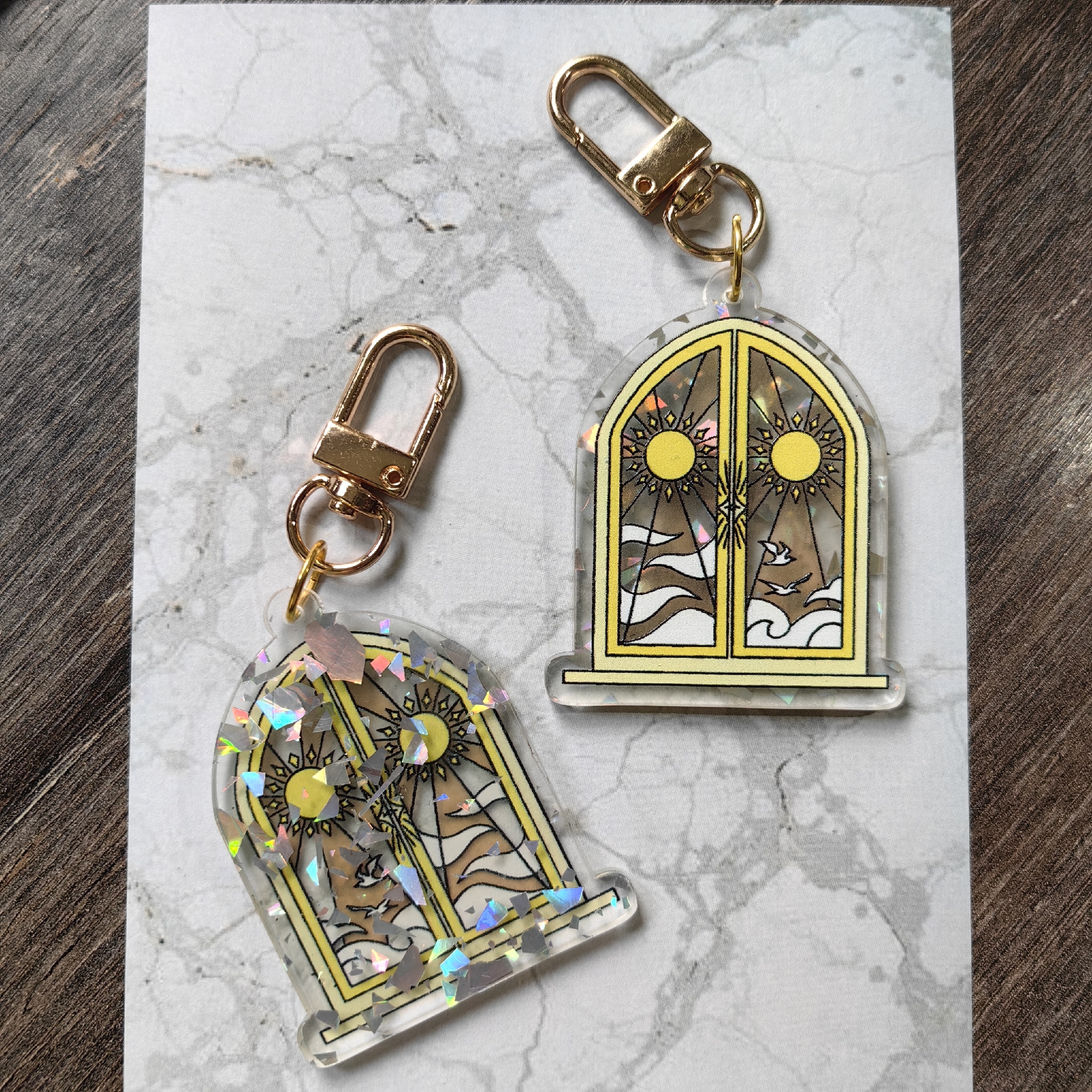 Брелок витраж День